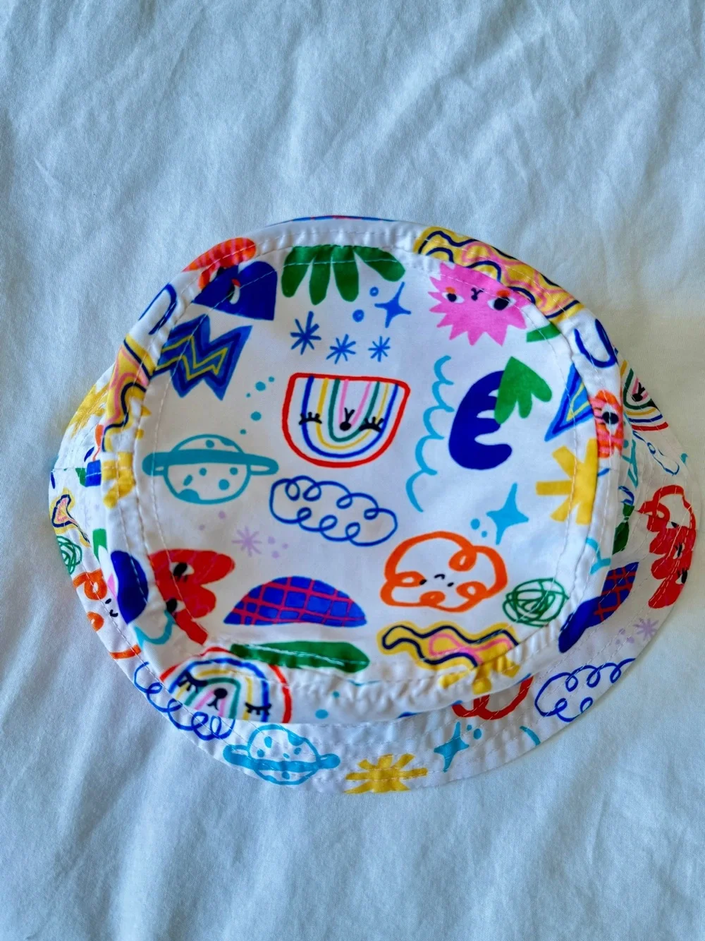 H&M x Liunic Abstract Rainbow Doodle Sun Bucket Hat | 4T/6X
